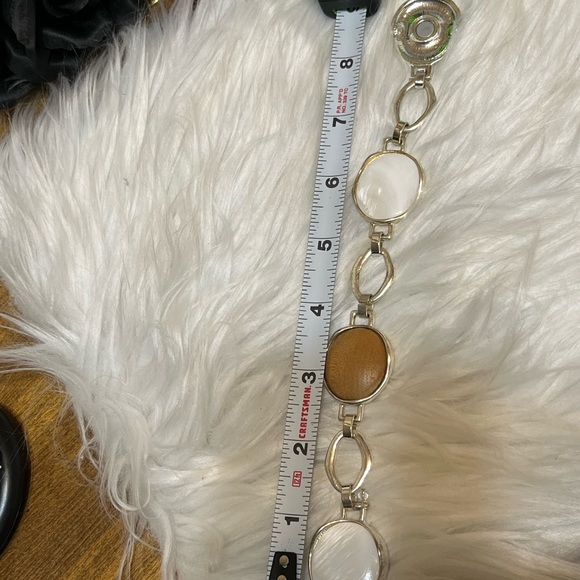 Vintage MCM Natural Wood And Milky Opalescent Chain Bracelet - Picture 11 of 16